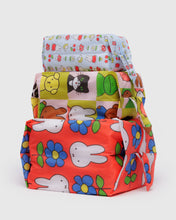 Load image into Gallery viewer, BAGGU 3D Zip Pouch Travel Set