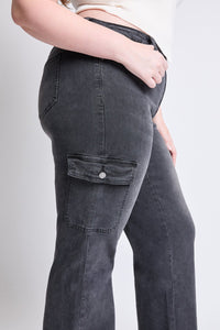 [PLUS] Wide Leg Cargo Jeans in Black