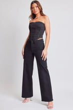 Load image into Gallery viewer, Wide Leg Cargo Jeans in Black