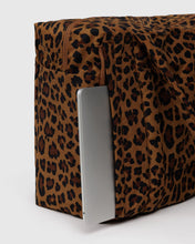 Load image into Gallery viewer, BAGGU Small Cloud Carry-On Zippered Tote Bag in Leopard