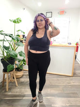 Load image into Gallery viewer, Curvy Wide Waistband Leggings